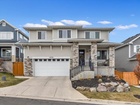 Photo of 14726 S SNOW BLOSSOM WAY E, Draper, UT 84020 (MLS # 2122976)
