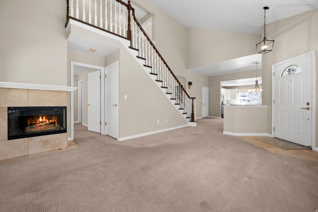 Photo of 132 W 200 N, Centerville, UT 84014 (MLS # 2145941)