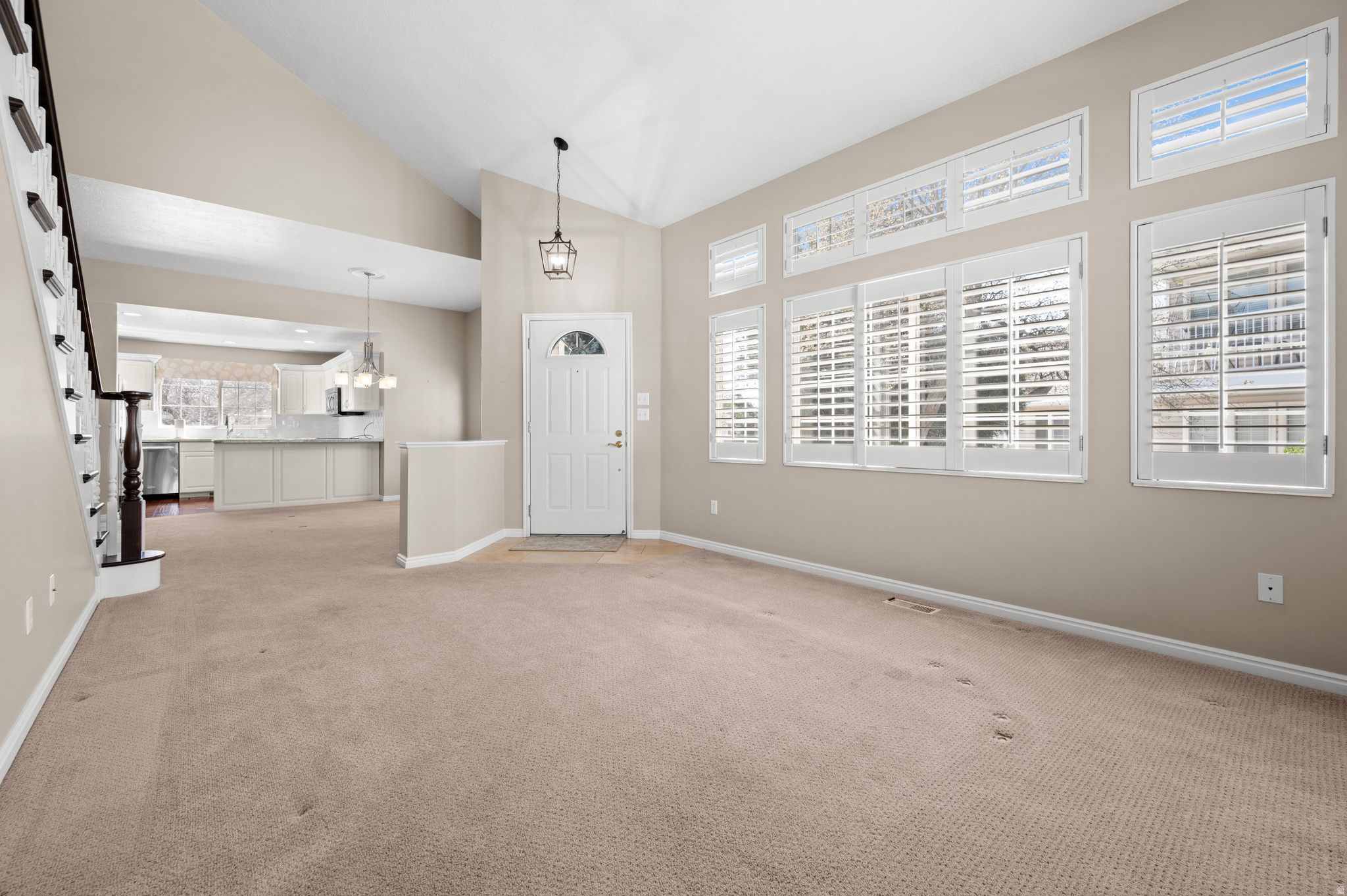 COUNTRY COTTAGES - Residential