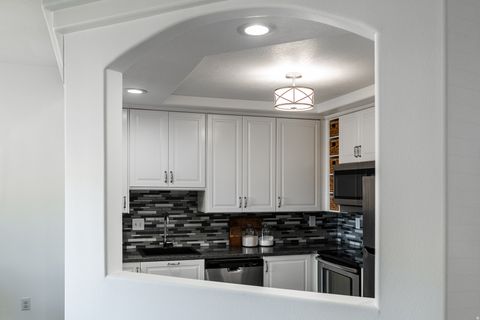 Tiny photo for 191 E FLOWERFIELD DR, Draper, UT 84020 (MLS # 2121271)