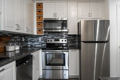 Tiny photo for 191 E FLOWERFIELD DR, Draper, UT 84020 (MLS # 2121271)