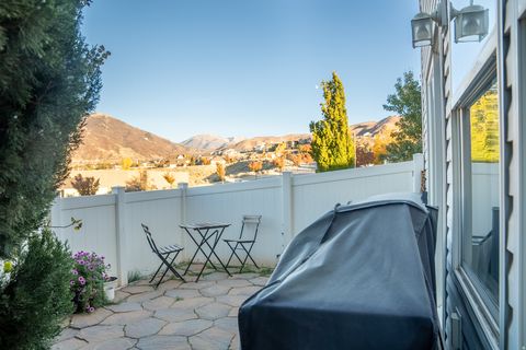Tiny photo for 191 E FLOWERFIELD DR, Draper, UT 84020 (MLS # 2121271)
