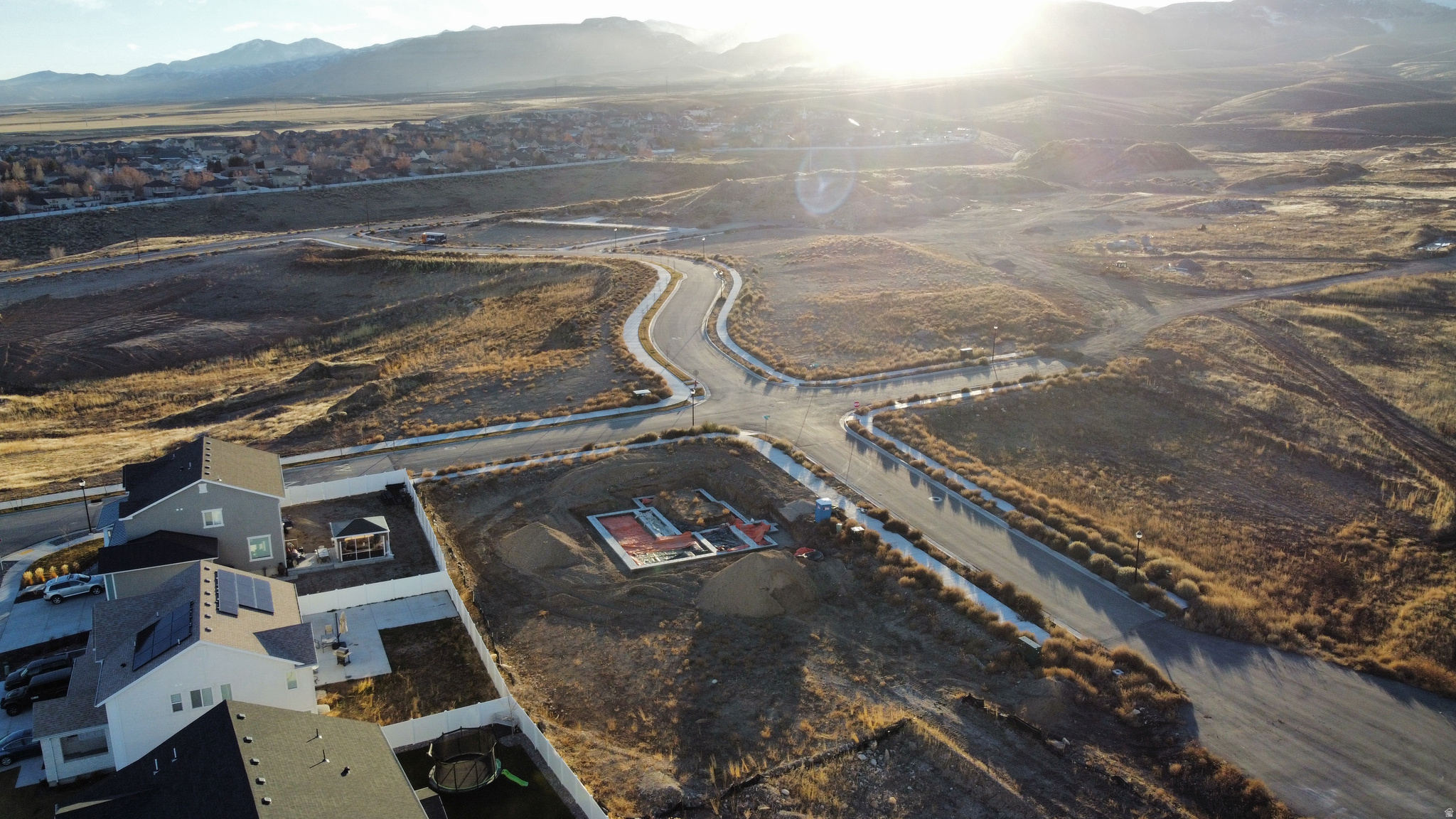 OQUIRRH WEST PHASE 3 - Residential