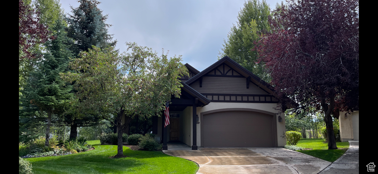 One level living at it's finest! Located on a quiet cul-de-sac in the beautiful Valais community, this gorgeous one level home is vacant and move-in ready. New neutral paint and new carpet throughout this spacious open floor plan. Please see photos