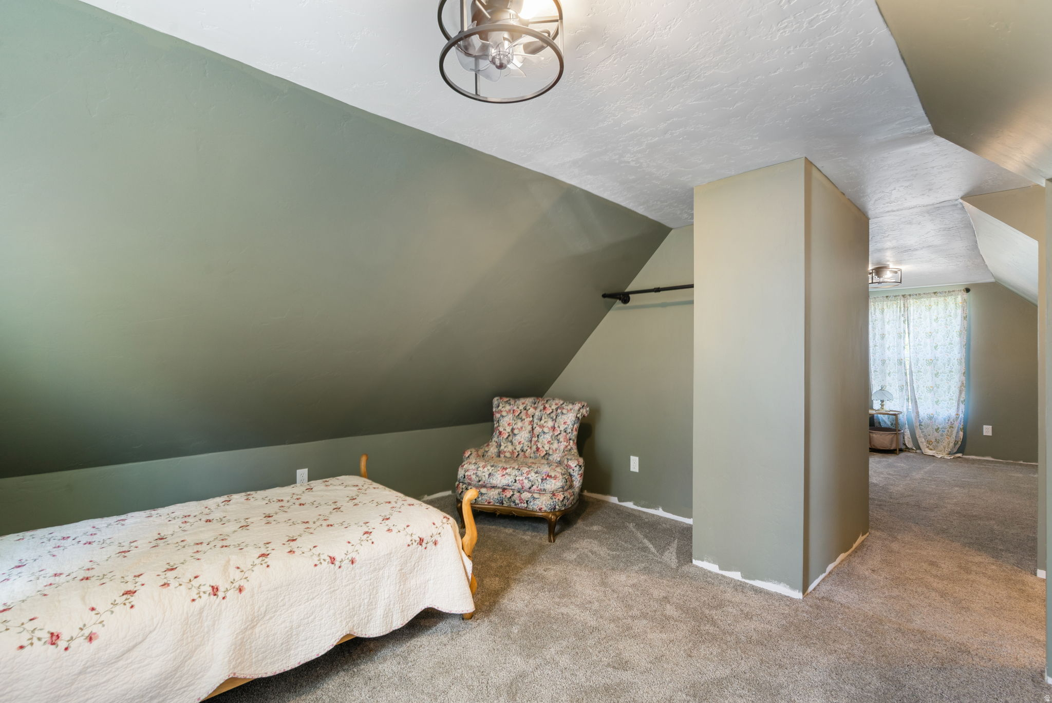 SOUTH VALLEY - Residential