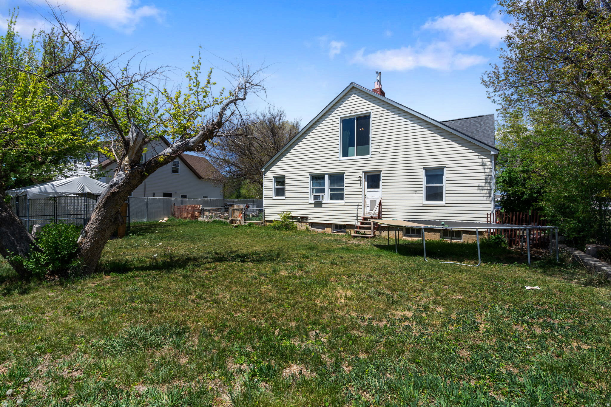 SOUTH VALLEY - Residential