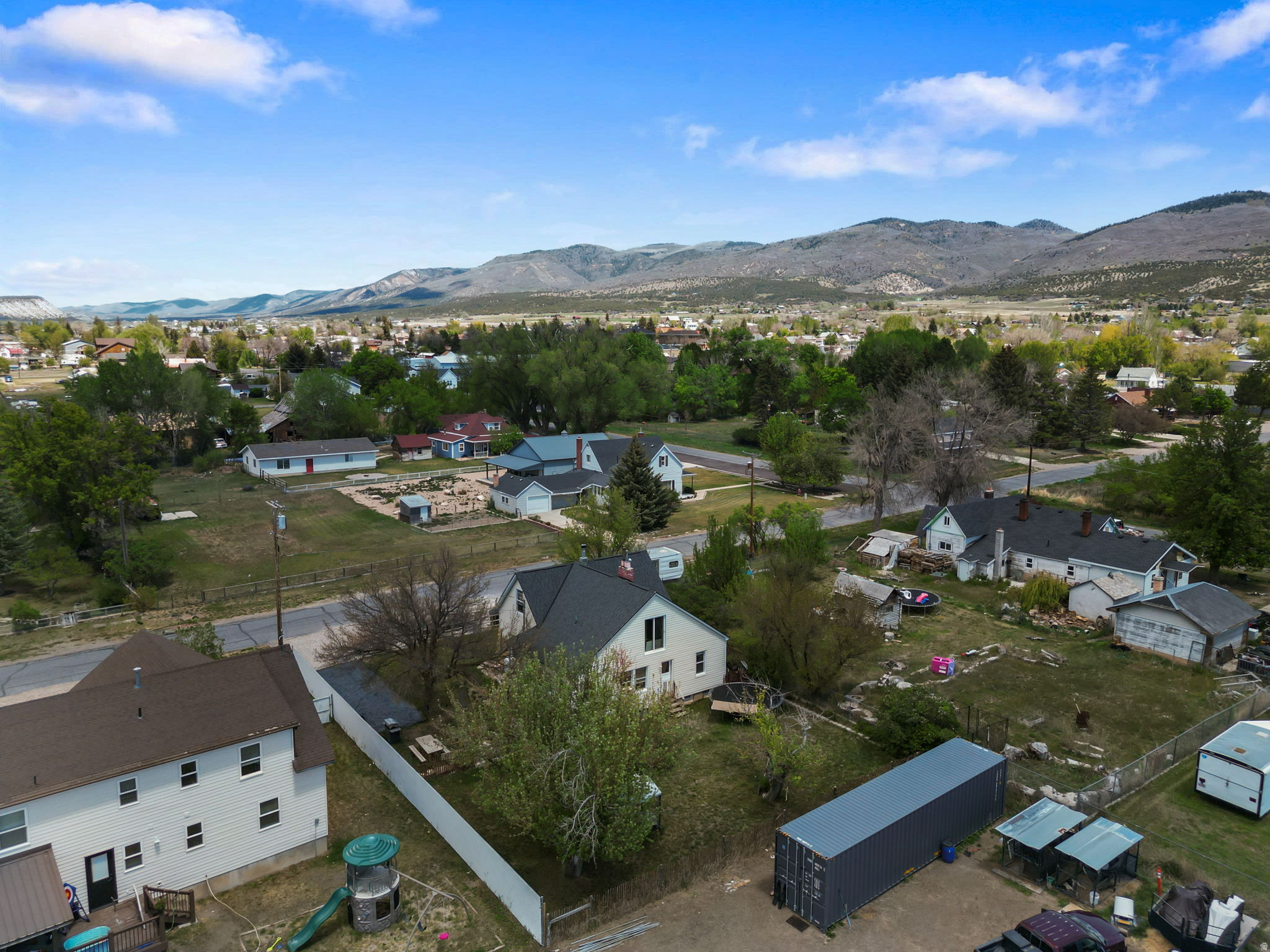 SOUTH VALLEY - Residential