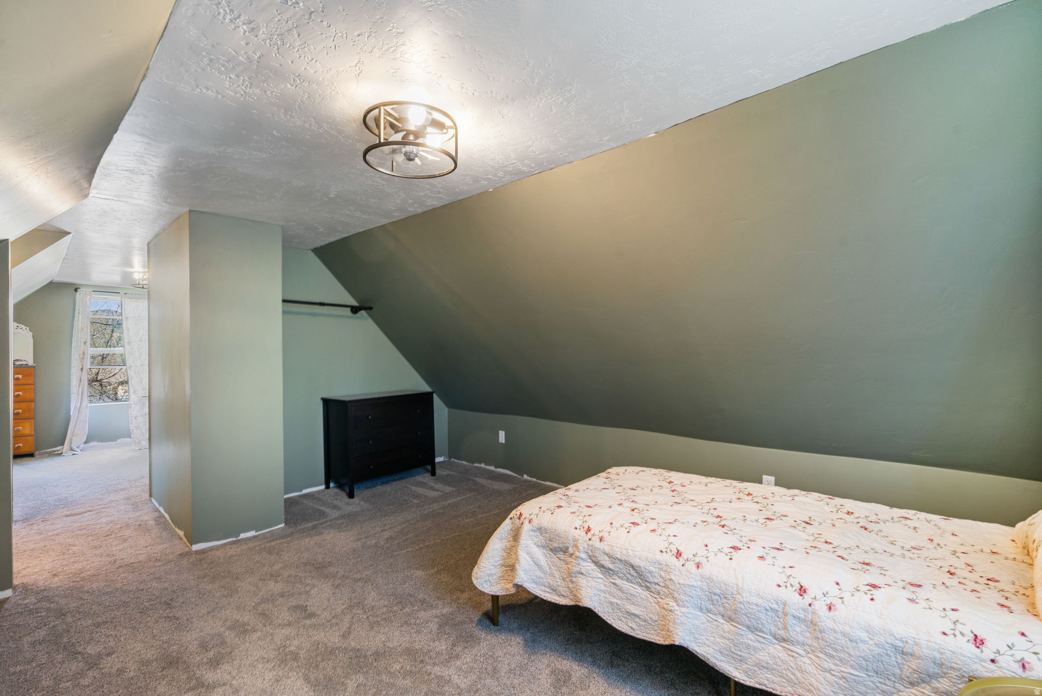 SOUTH VALLEY - Residential