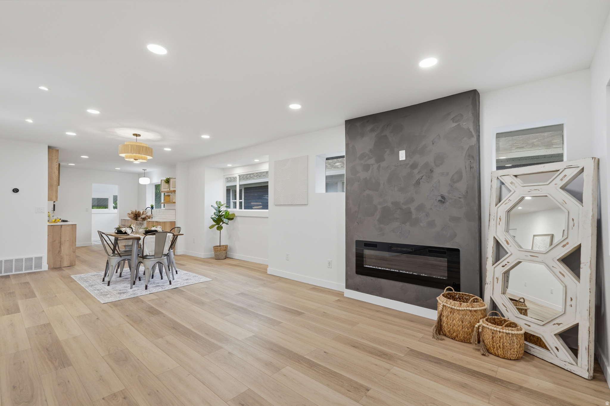 KENWOOD ADD - Residential