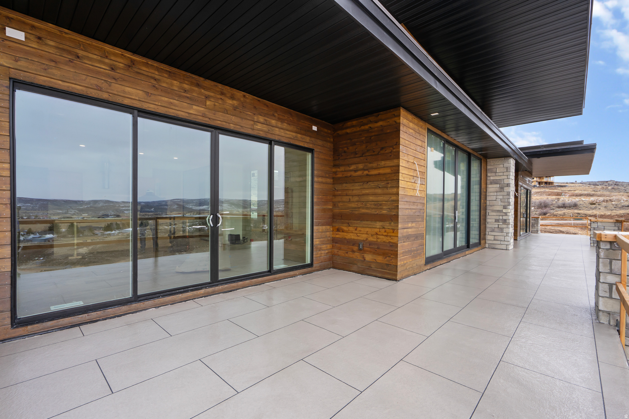 FOOTHILLS AT FRANCIS GATE - Residential