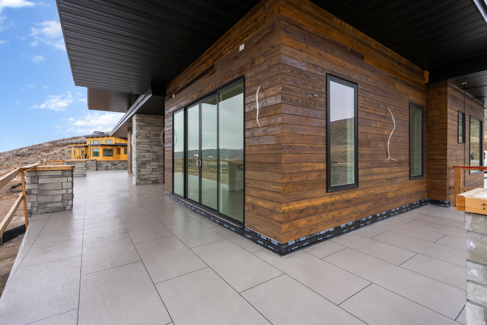 FOOTHILLS AT FRANCIS GATE - Residential