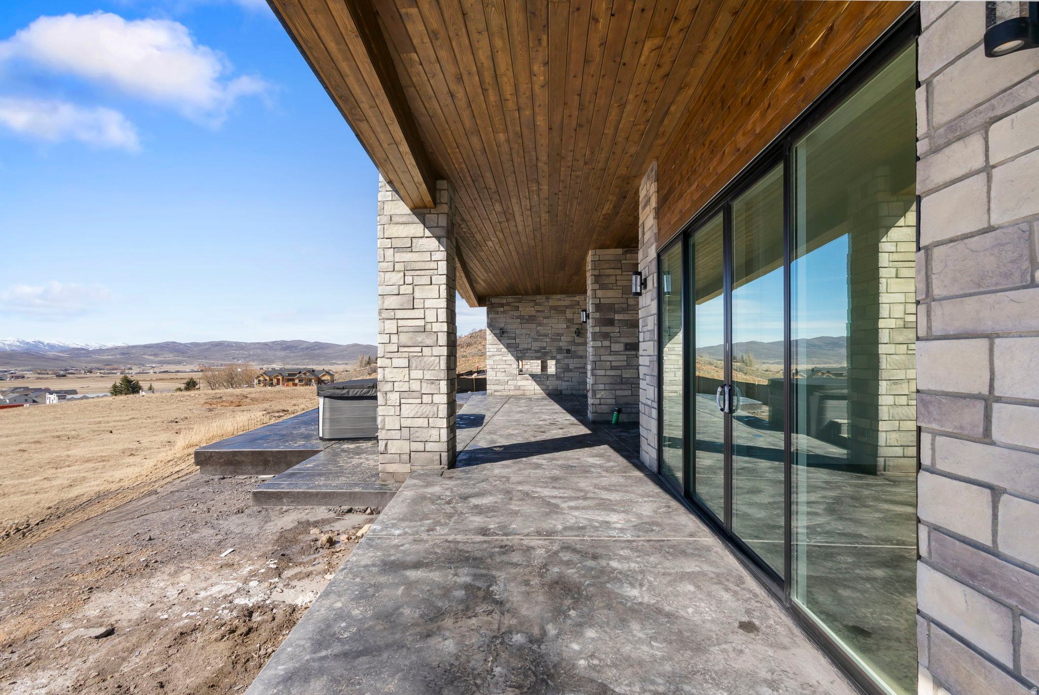 FOOTHILLS AT FRANCIS GATE - Residential