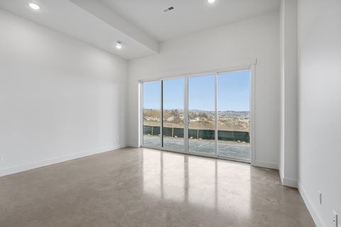 Tiny photo for 1176 N FRANCIS GATE CIR E #14, Francis, UT 84036 (MLS # 2136602)