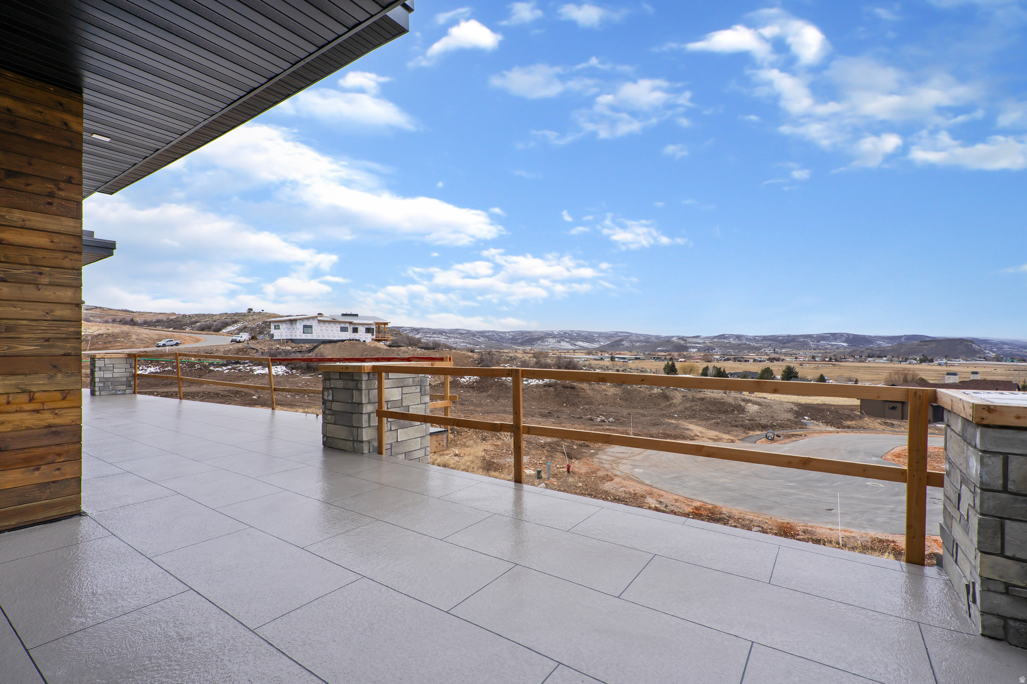 FOOTHILLS AT FRANCIS GATE - Residential