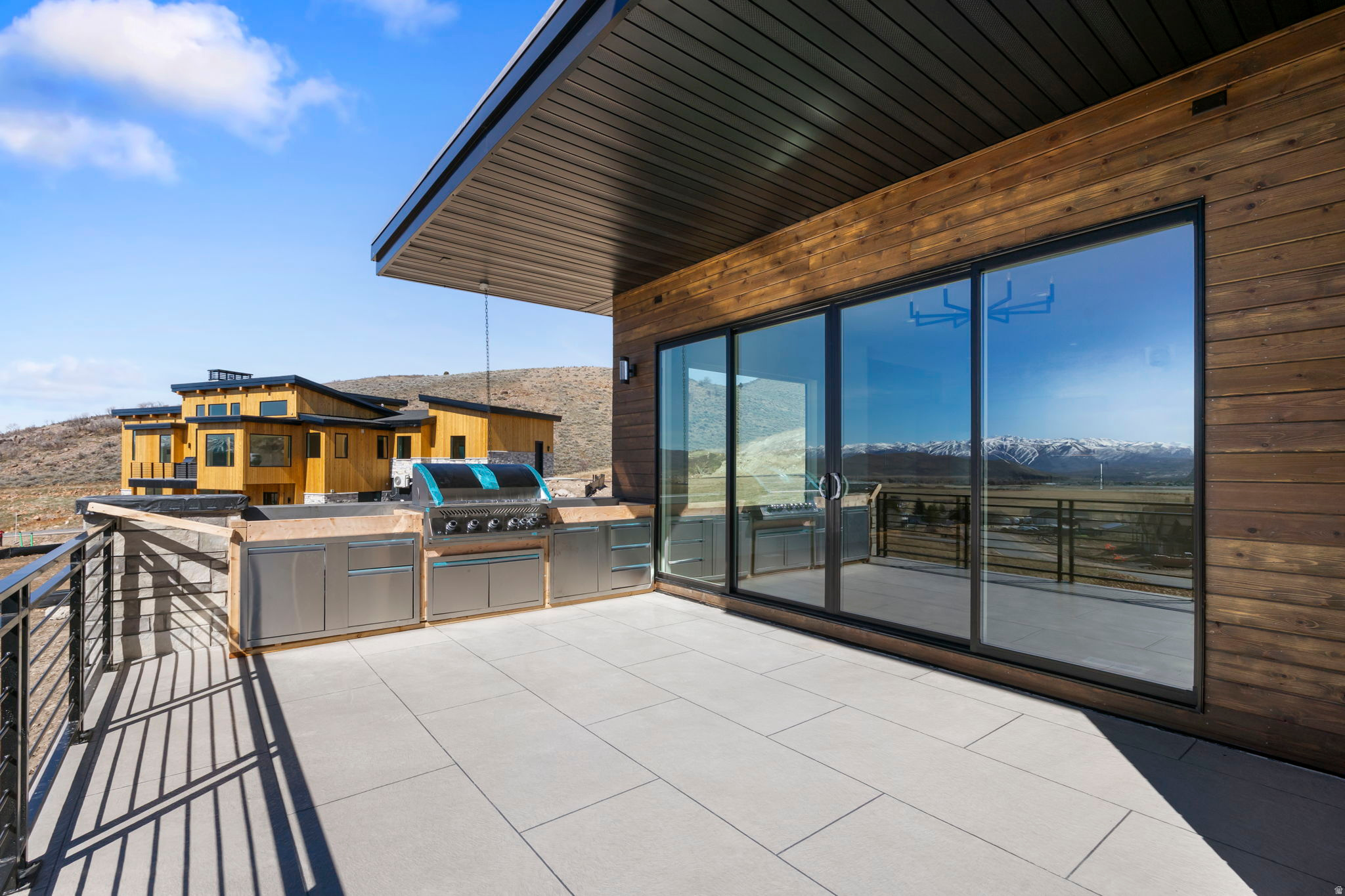 FOOTHILLS AT FRANCIS GATE - Residential