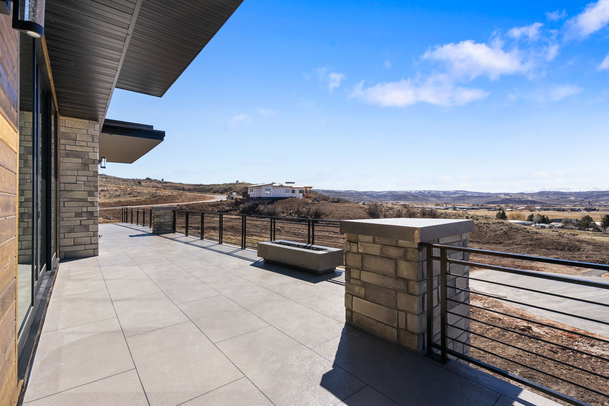 FOOTHILLS AT FRANCIS GATE - Residential