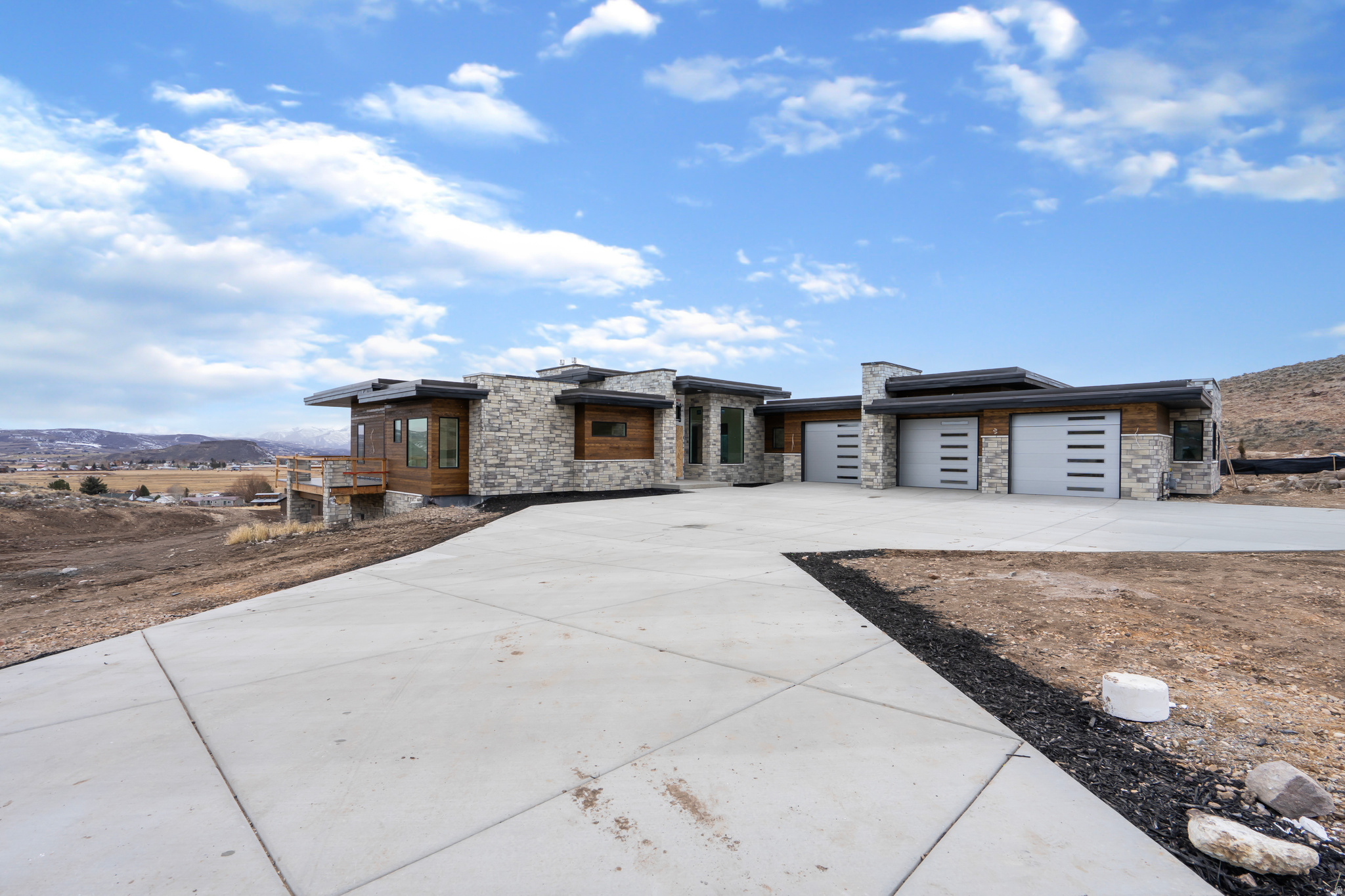 FOOTHILLS AT FRANCIS GATE - Residential