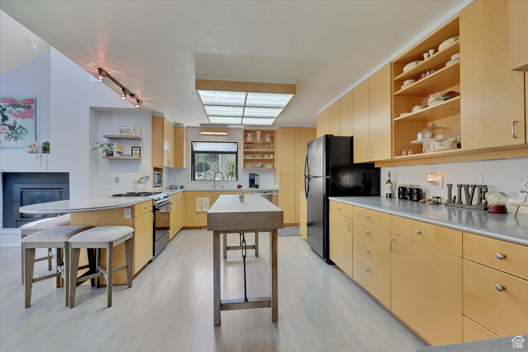 EDGEWOOD HALL ESTATES - Residential