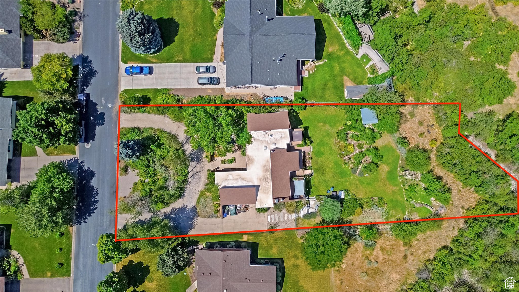 EDGEWOOD HALL ESTATES - Residential