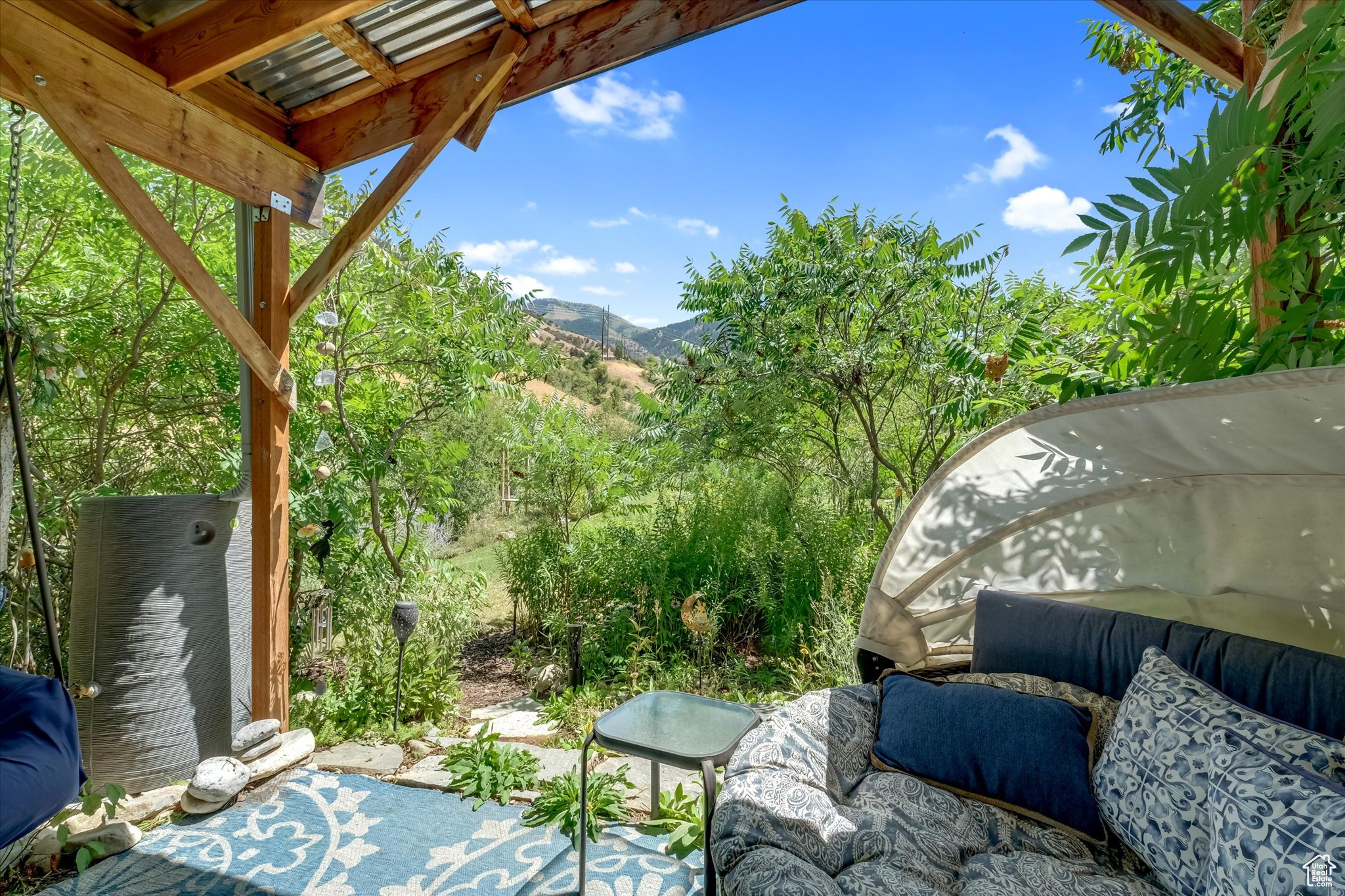 EDGEWOOD HALL ESTATES - Residential