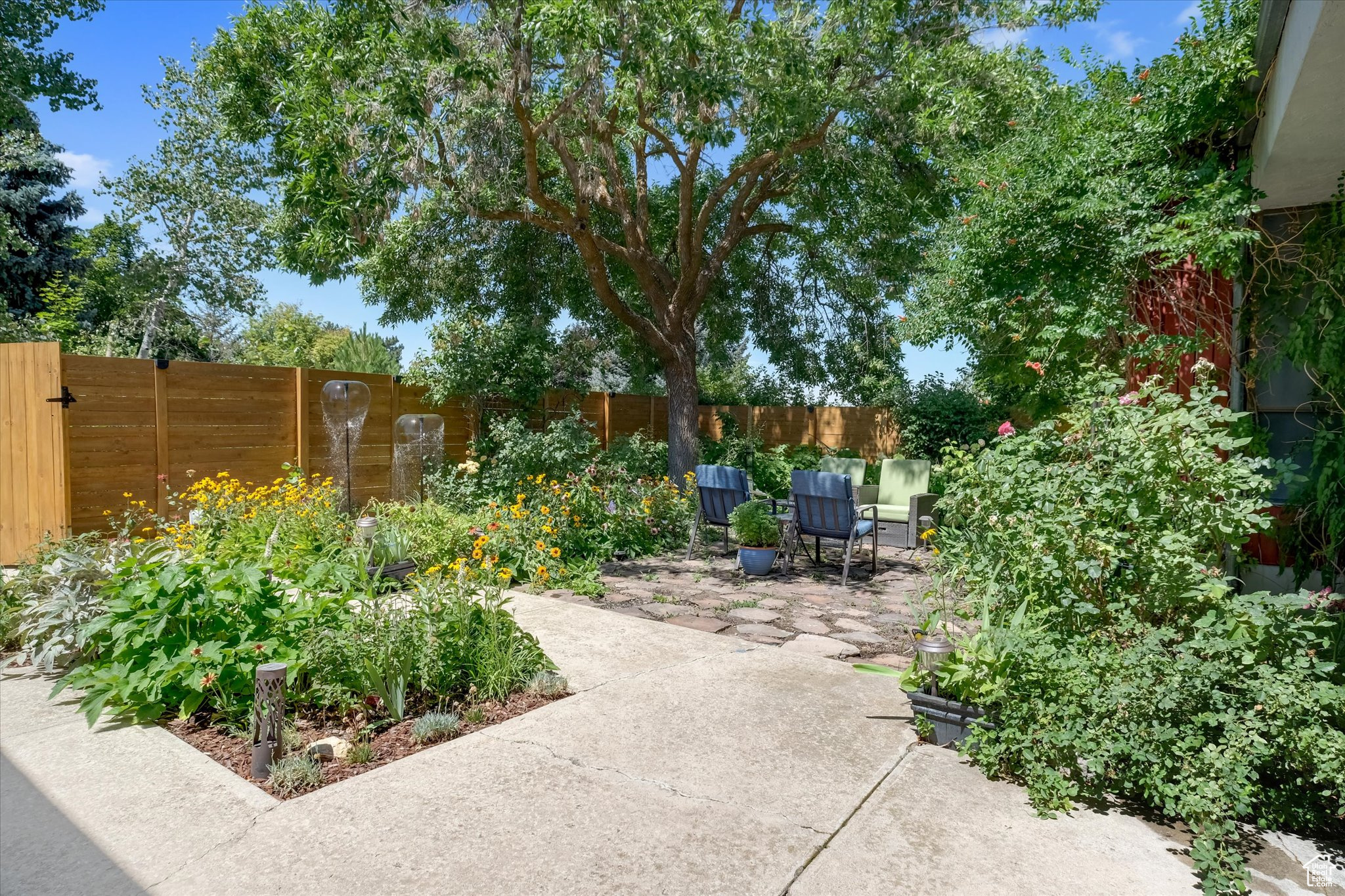 EDGEWOOD HALL ESTATES - Residential