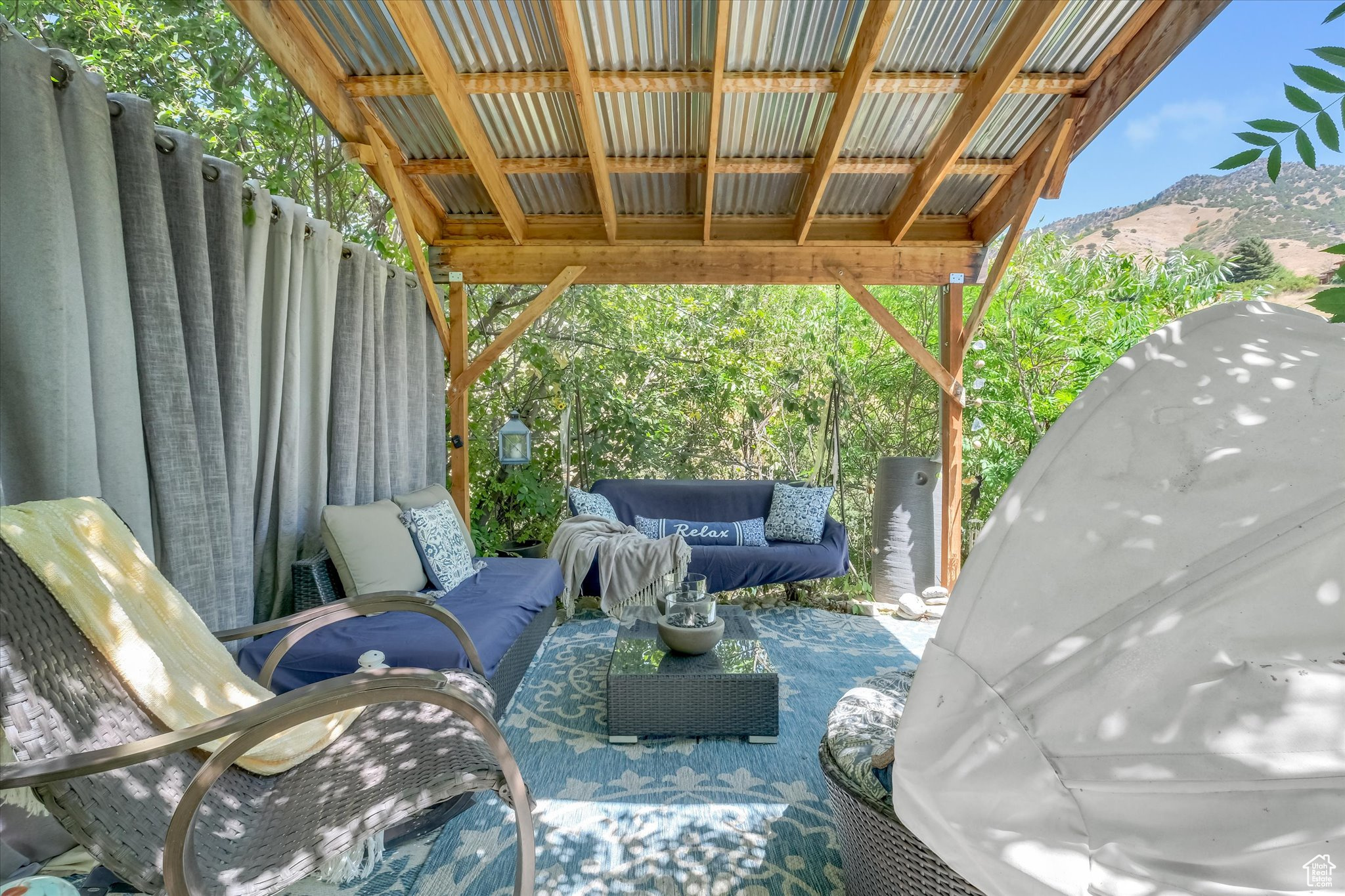 EDGEWOOD HALL ESTATES - Residential