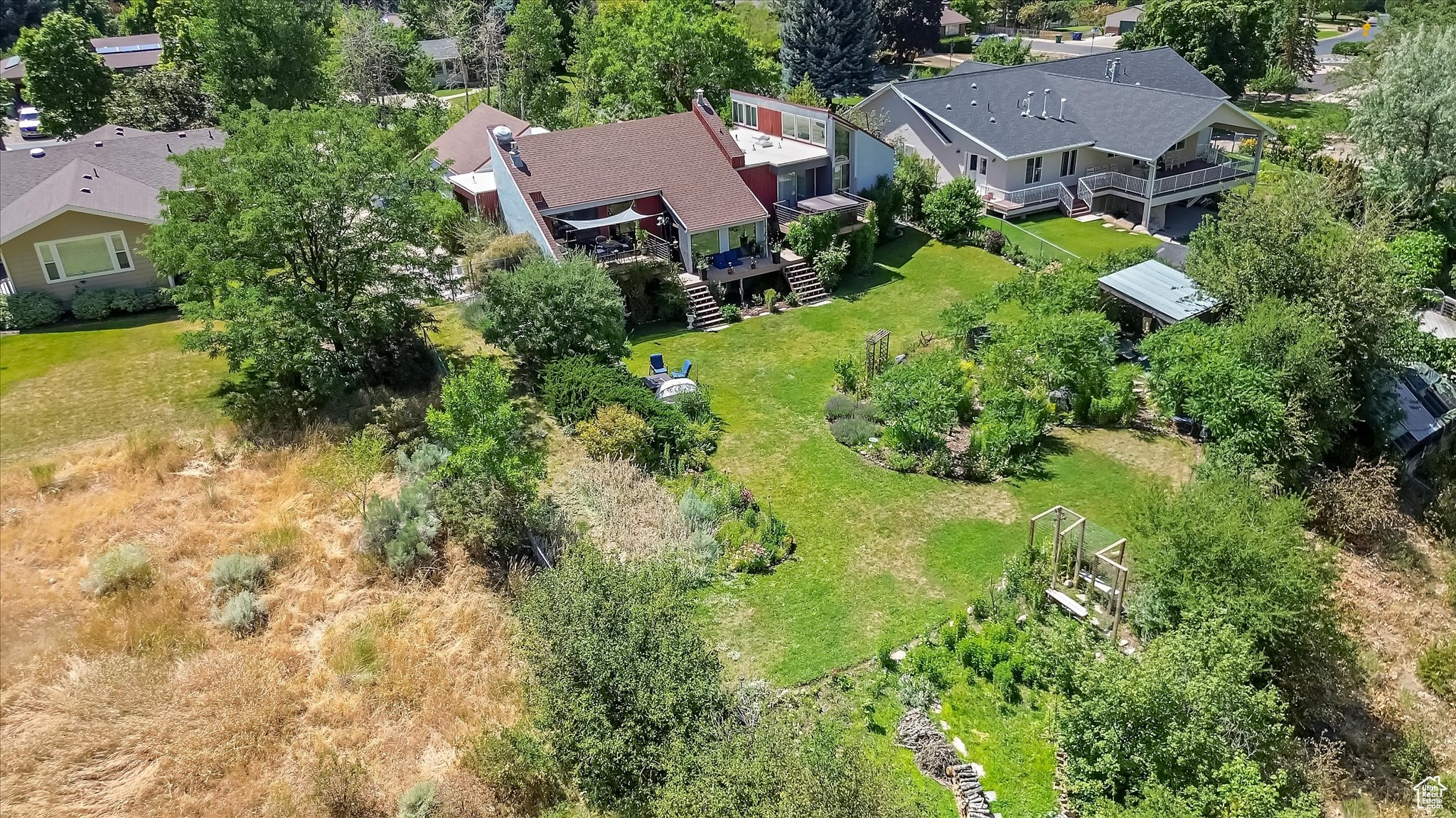 EDGEWOOD HALL ESTATES - Residential