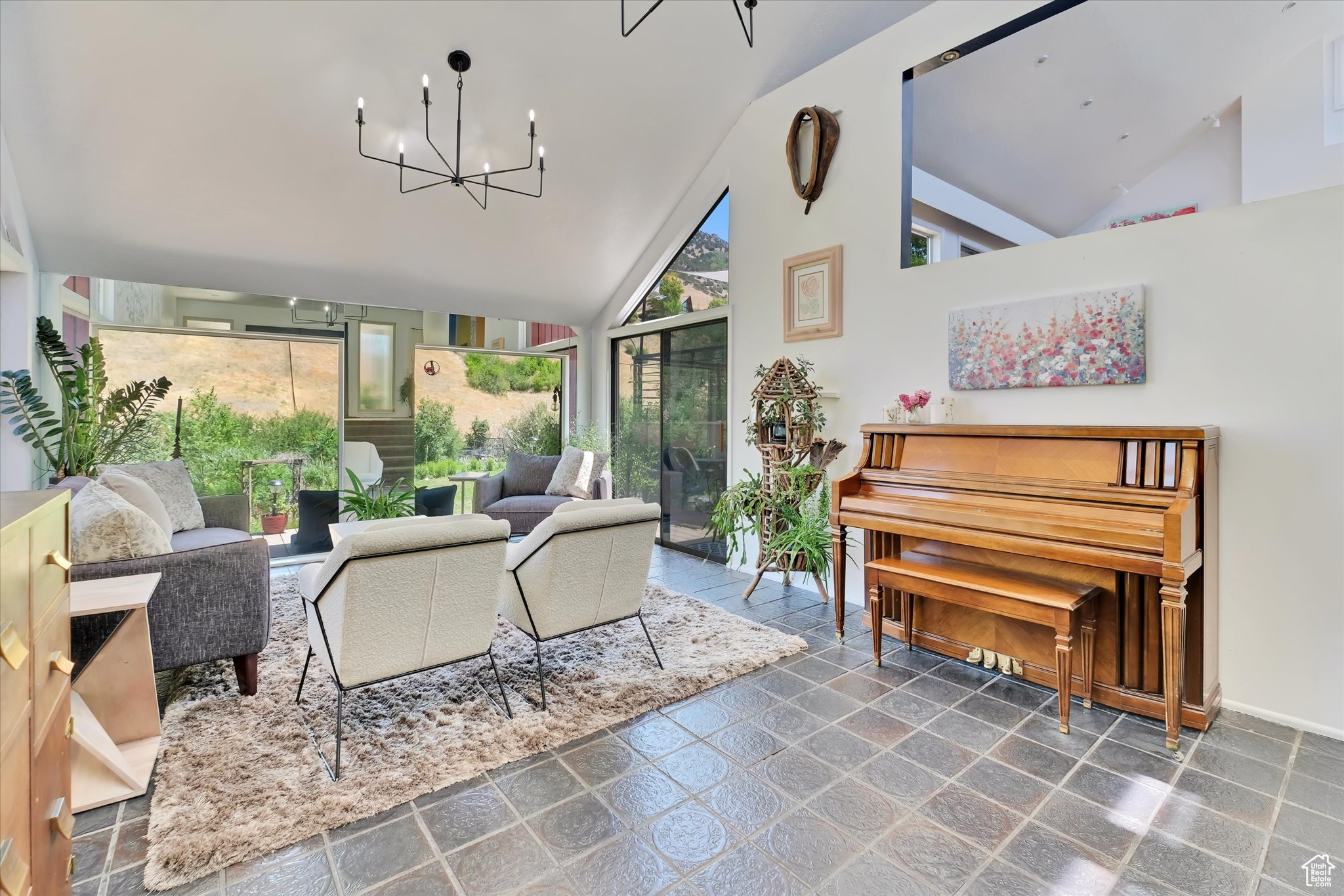 EDGEWOOD HALL ESTATES - Residential