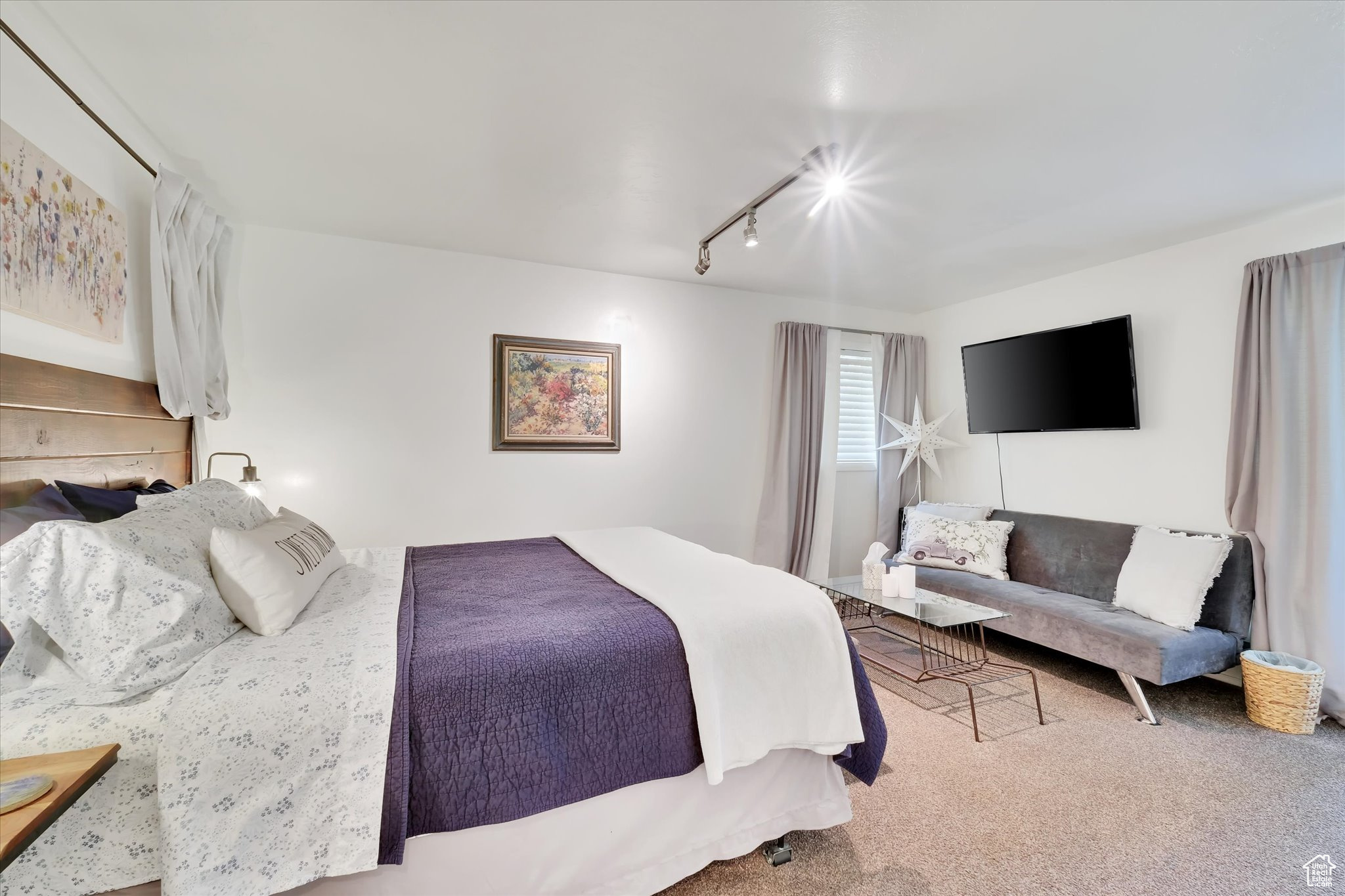 EDGEWOOD HALL ESTATES - Residential