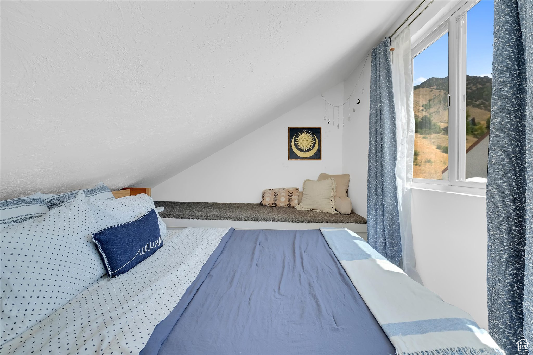 EDGEWOOD HALL ESTATES - Residential