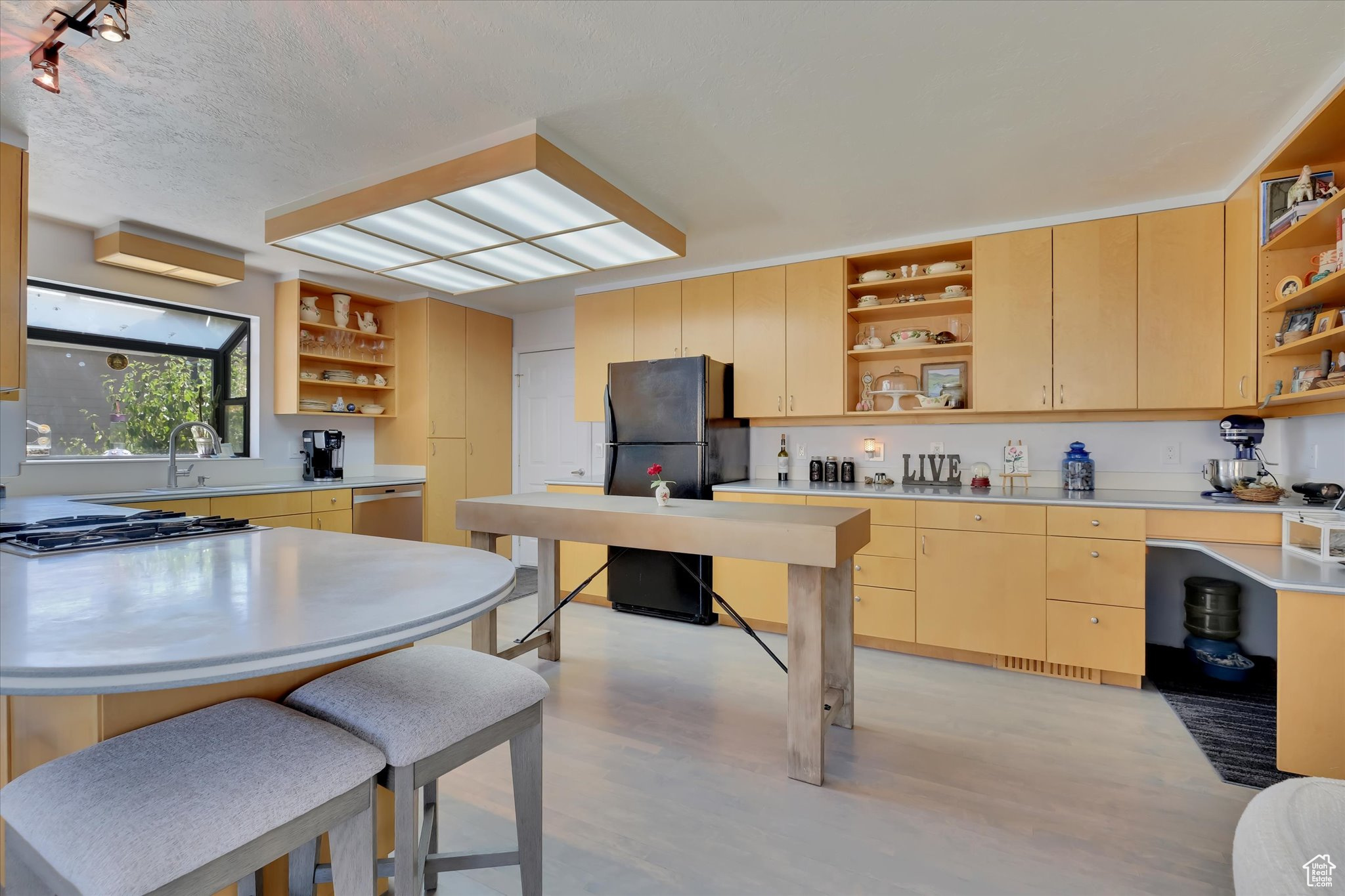 EDGEWOOD HALL ESTATES - Residential