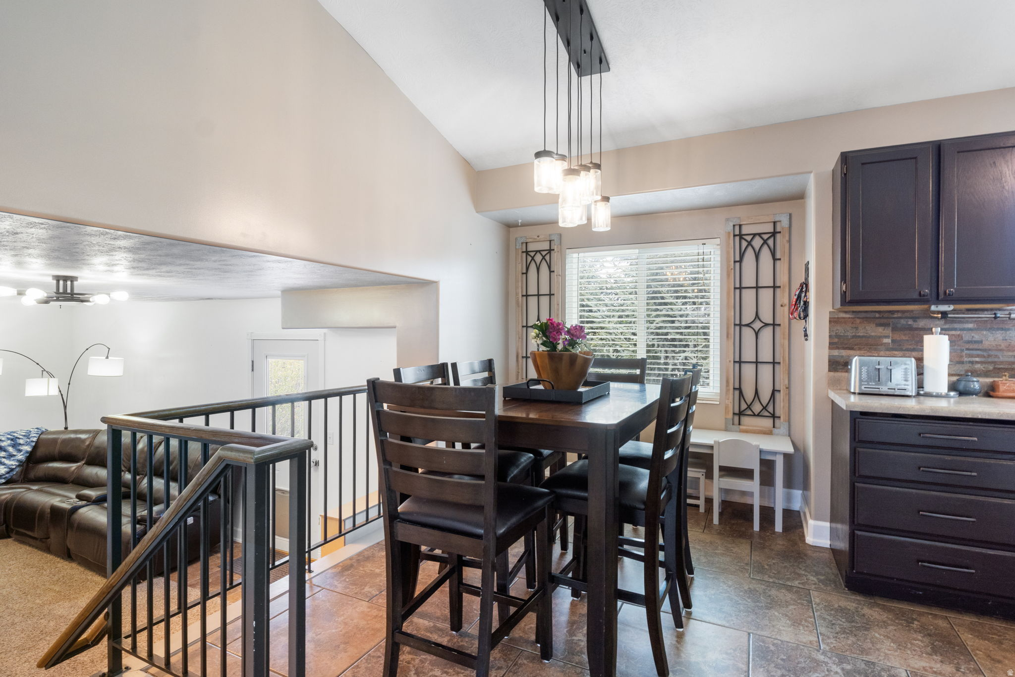 ROCHELLE PARK NO 1 - Residential