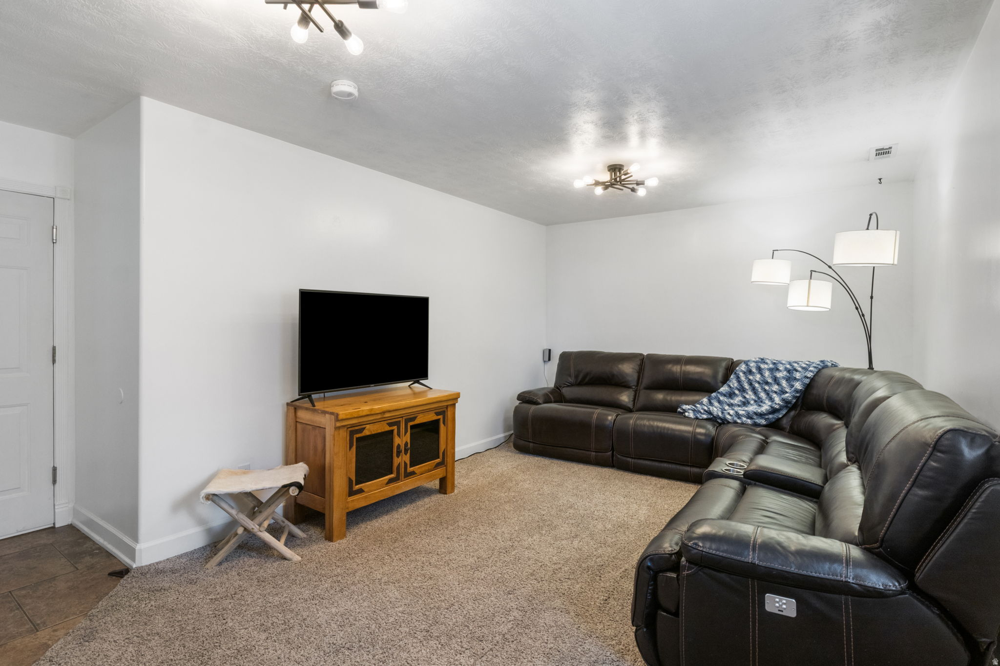 ROCHELLE PARK NO 1 - Residential