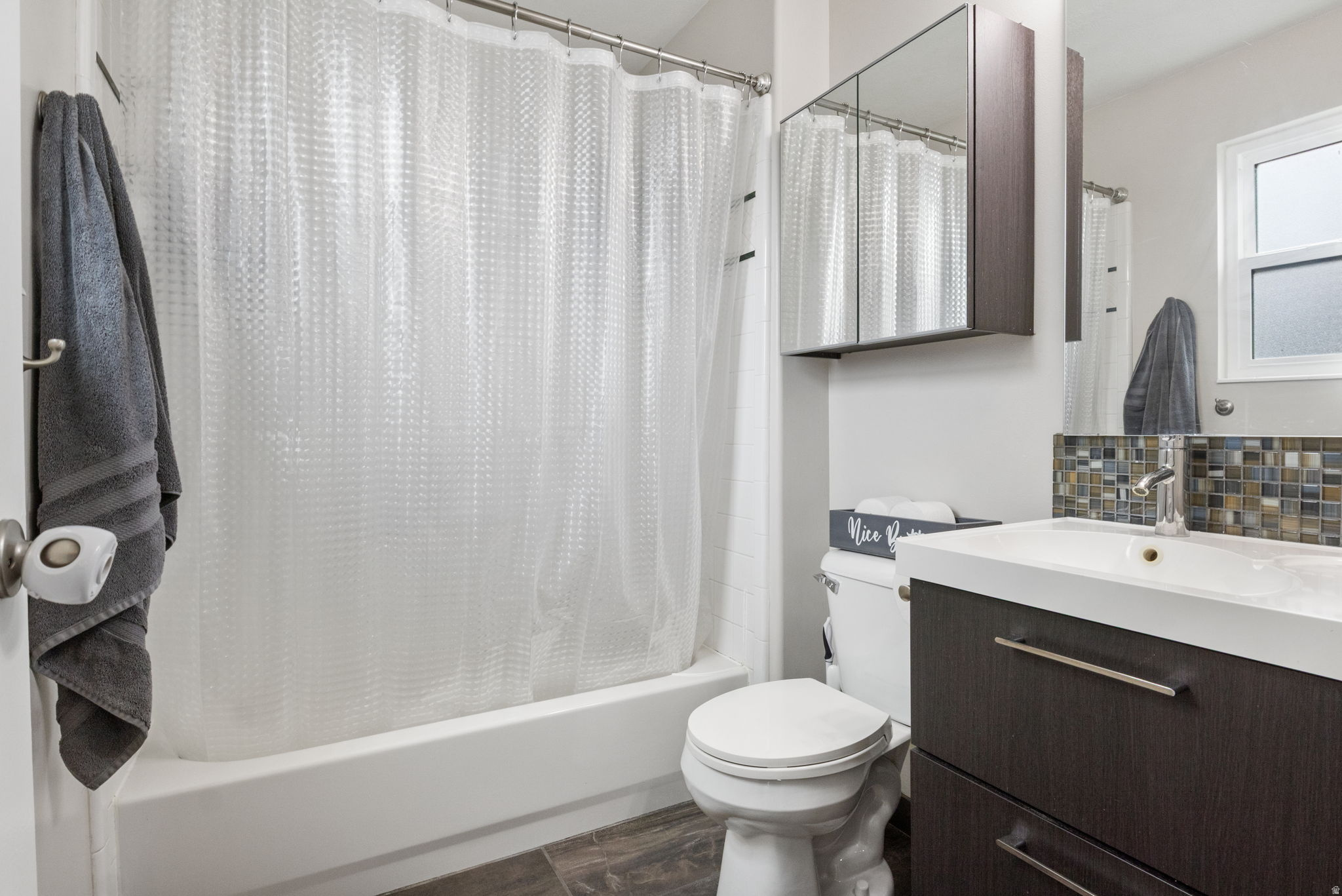 ROCHELLE PARK NO 1 - Residential