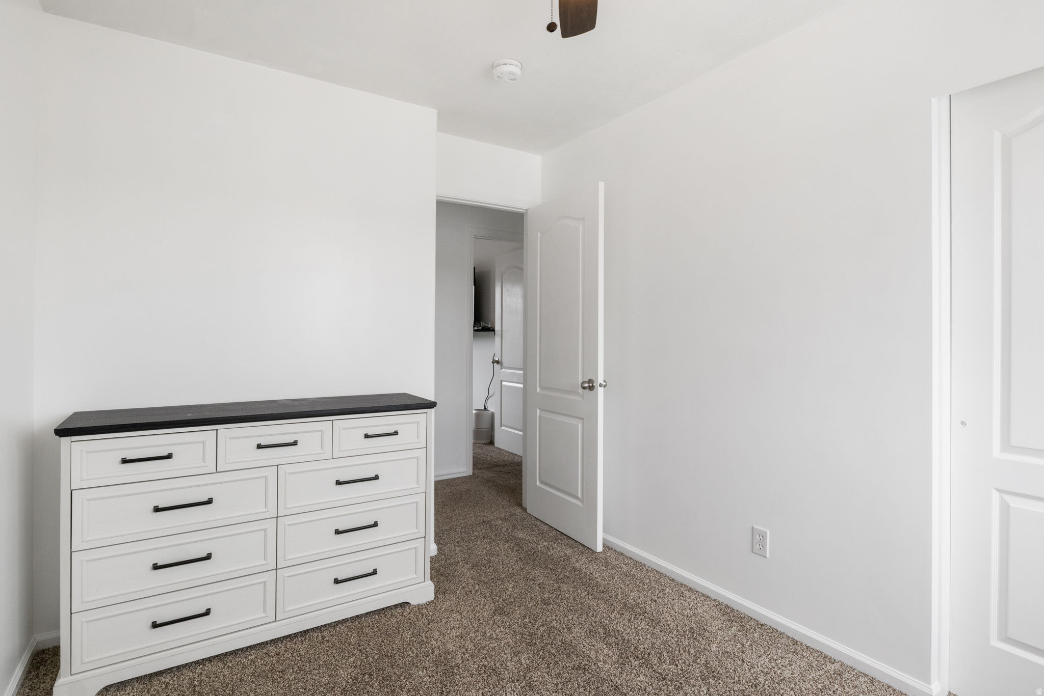 ROCHELLE PARK NO 1 - Residential