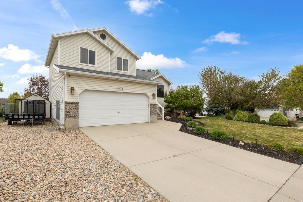 Photo of 6216 W RANCHO MARTIN CIR S, West Valley City, UT 84128 (MLS # 2150967)