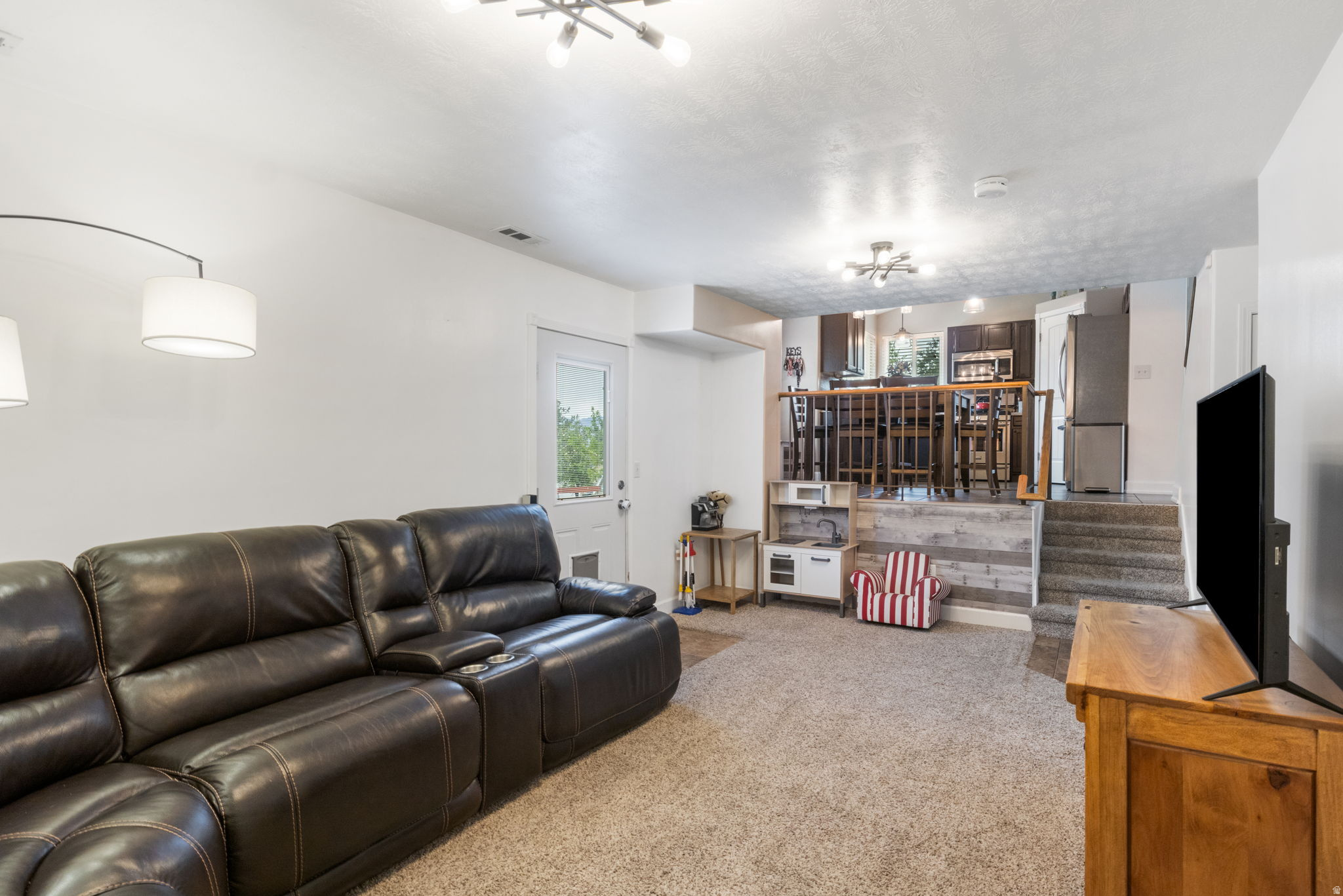 ROCHELLE PARK NO 1 - Residential