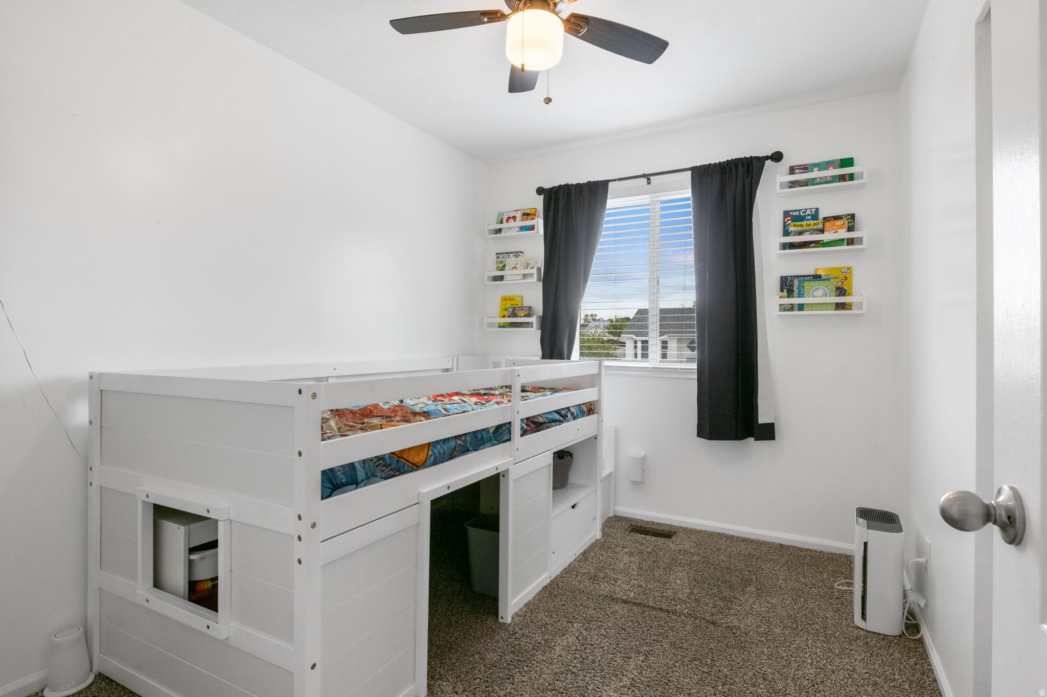 ROCHELLE PARK NO 1 - Residential