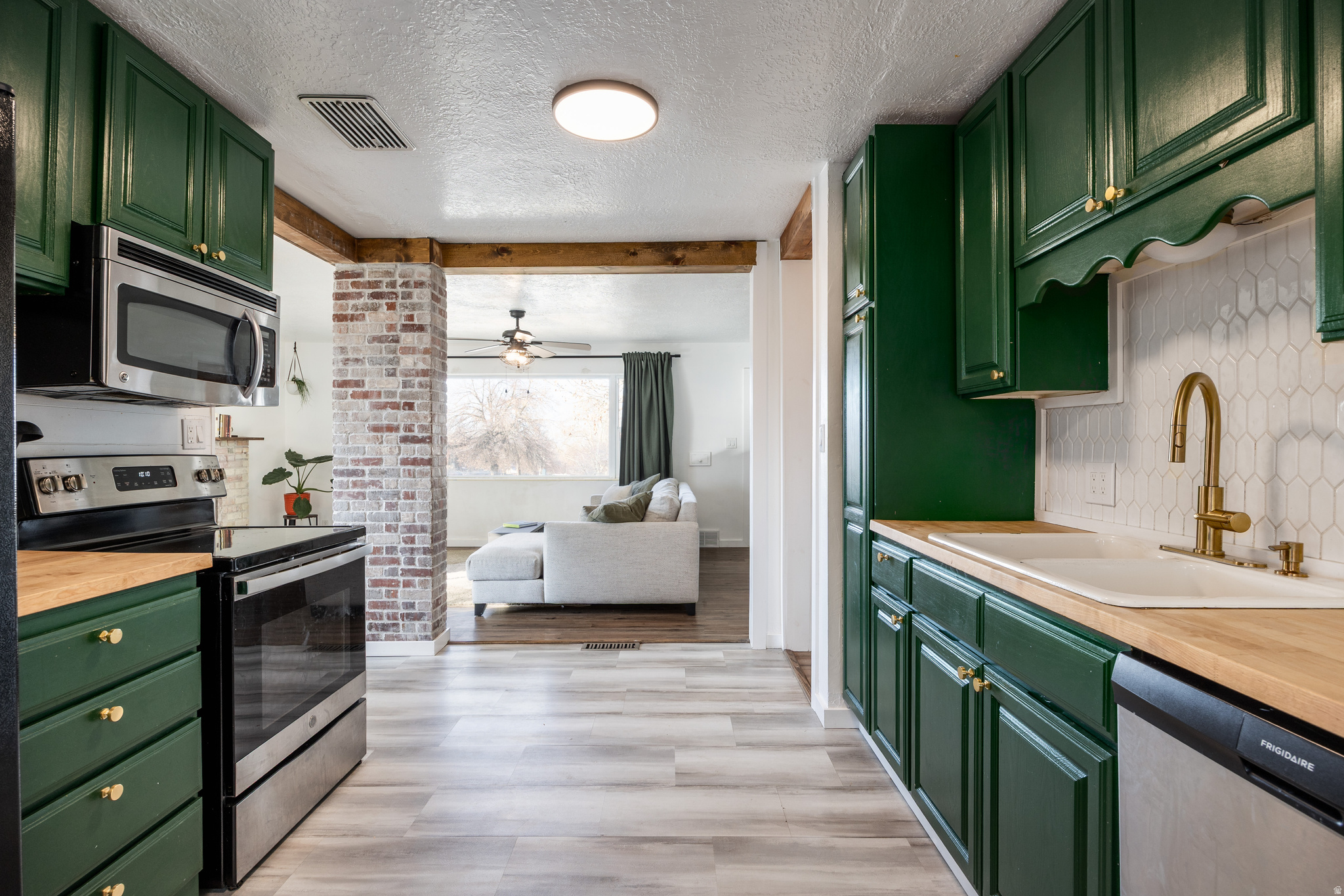 MAULE ADDITION - Residential