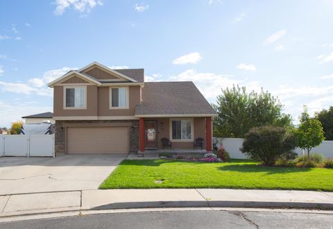 Photo of 1971 W 1400 N, Lehi, UT 84043 (MLS # 2127713)