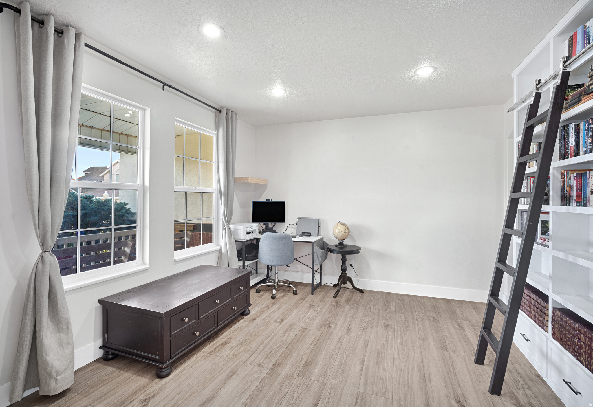 WYNDOM HIGHLANDS - Residential