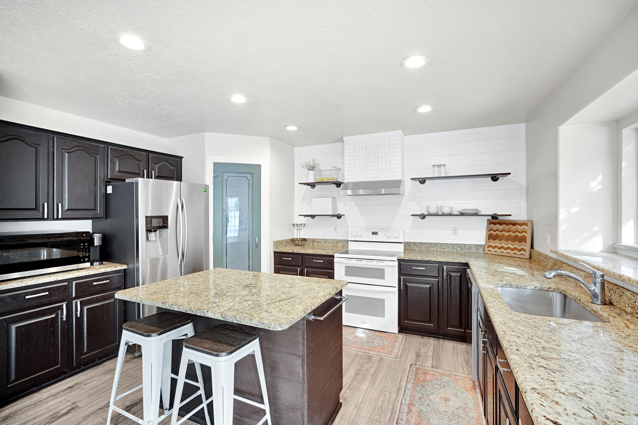 WYNDOM HIGHLANDS - Residential