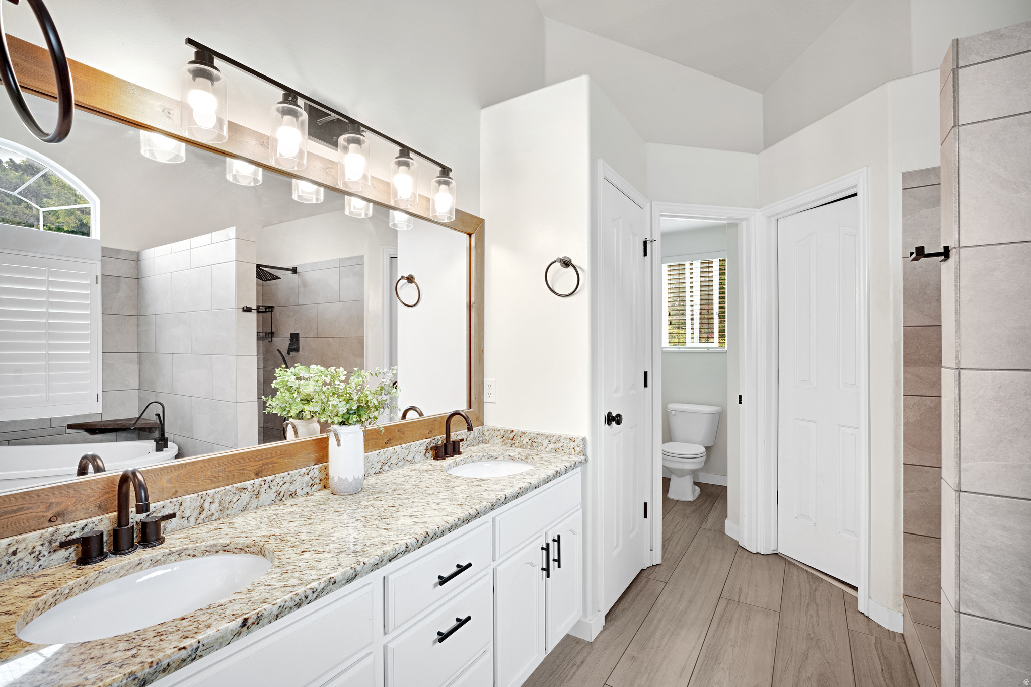 WYNDOM HIGHLANDS - Residential