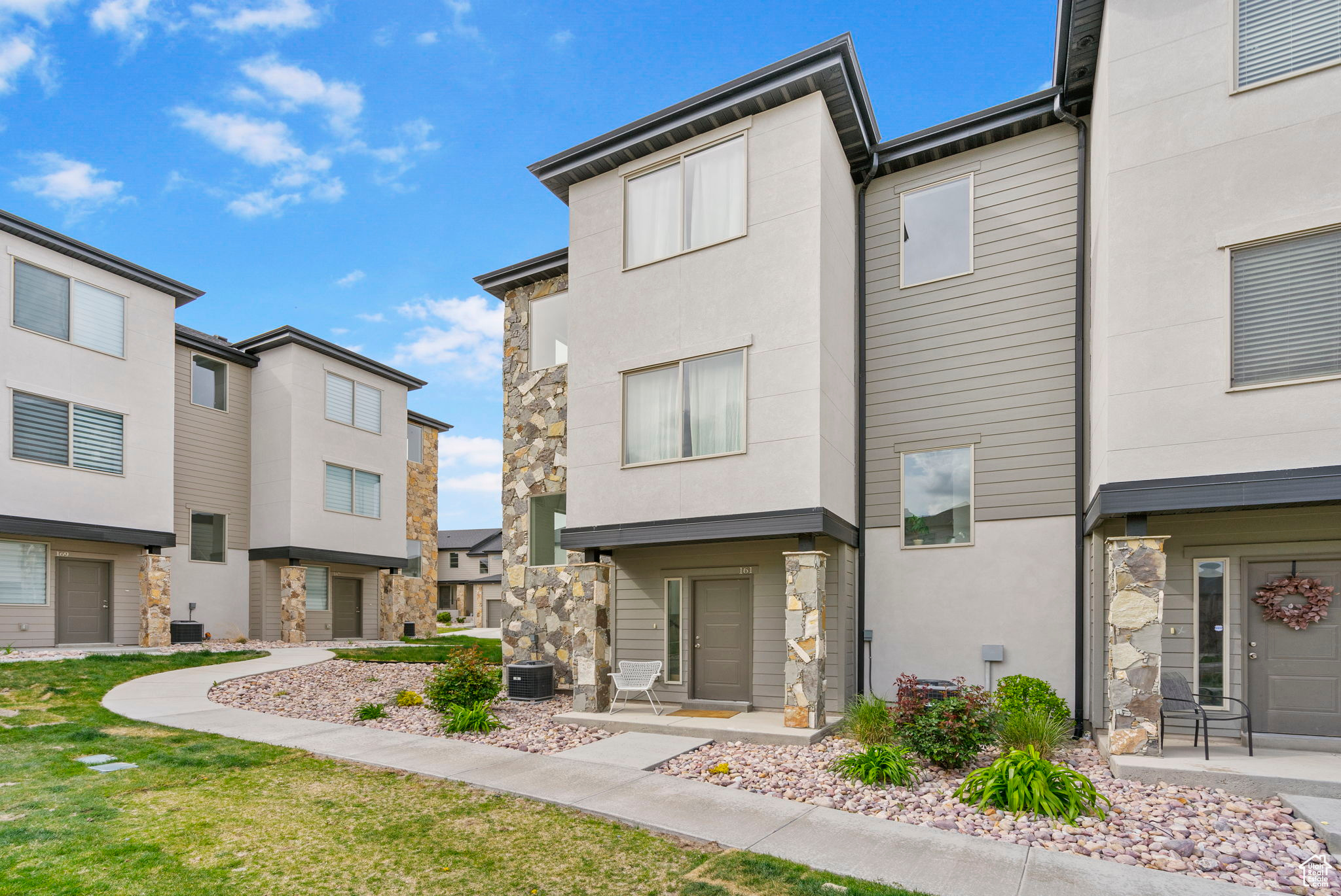 161 W Autumn Ln, Saratoga Springs, Utah image 4