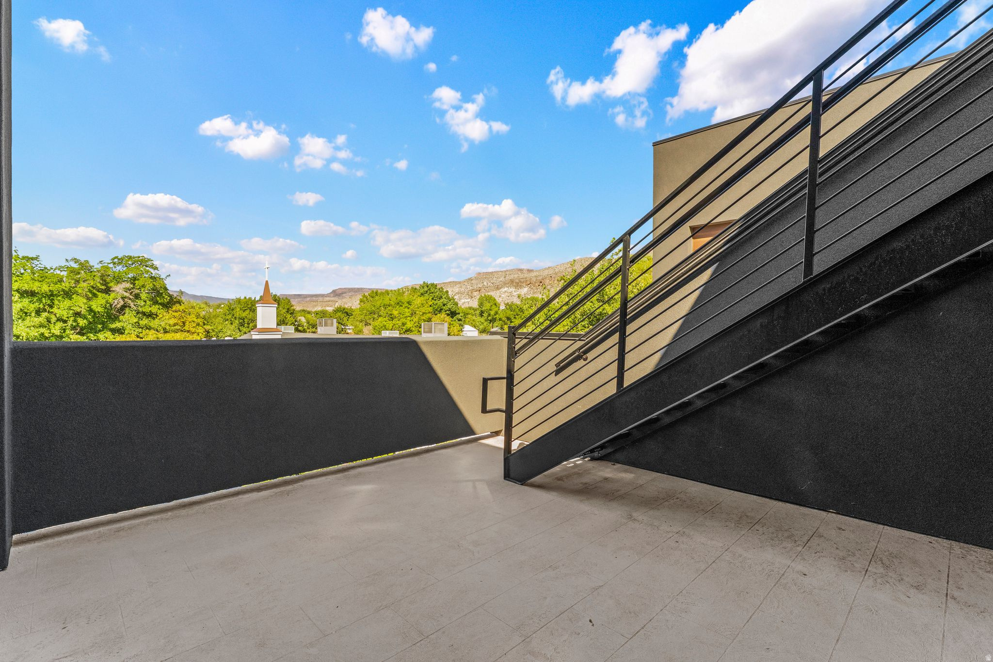 FIELDS FLEX - Residential