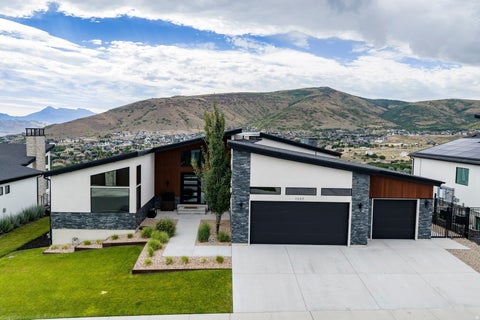 Photo of 7337 W SUMMIT CREST CIR, Herriman, UT 84096 (MLS # 2170743) Photo of 7337 W SUMMIT CREST CIR, Herriman, UT 84096 (MLS # 2170743)