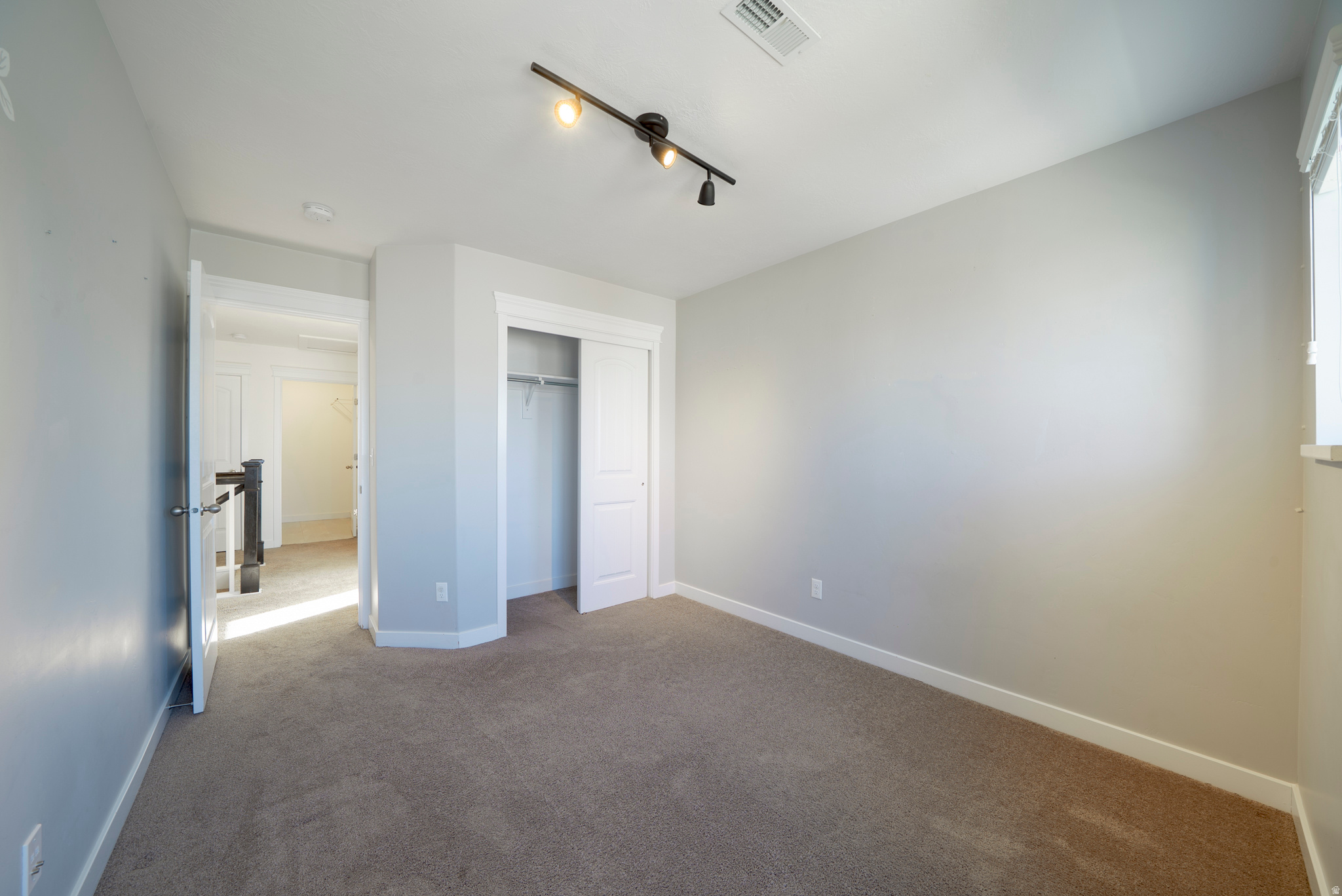 INDEPENDENCE - Residential