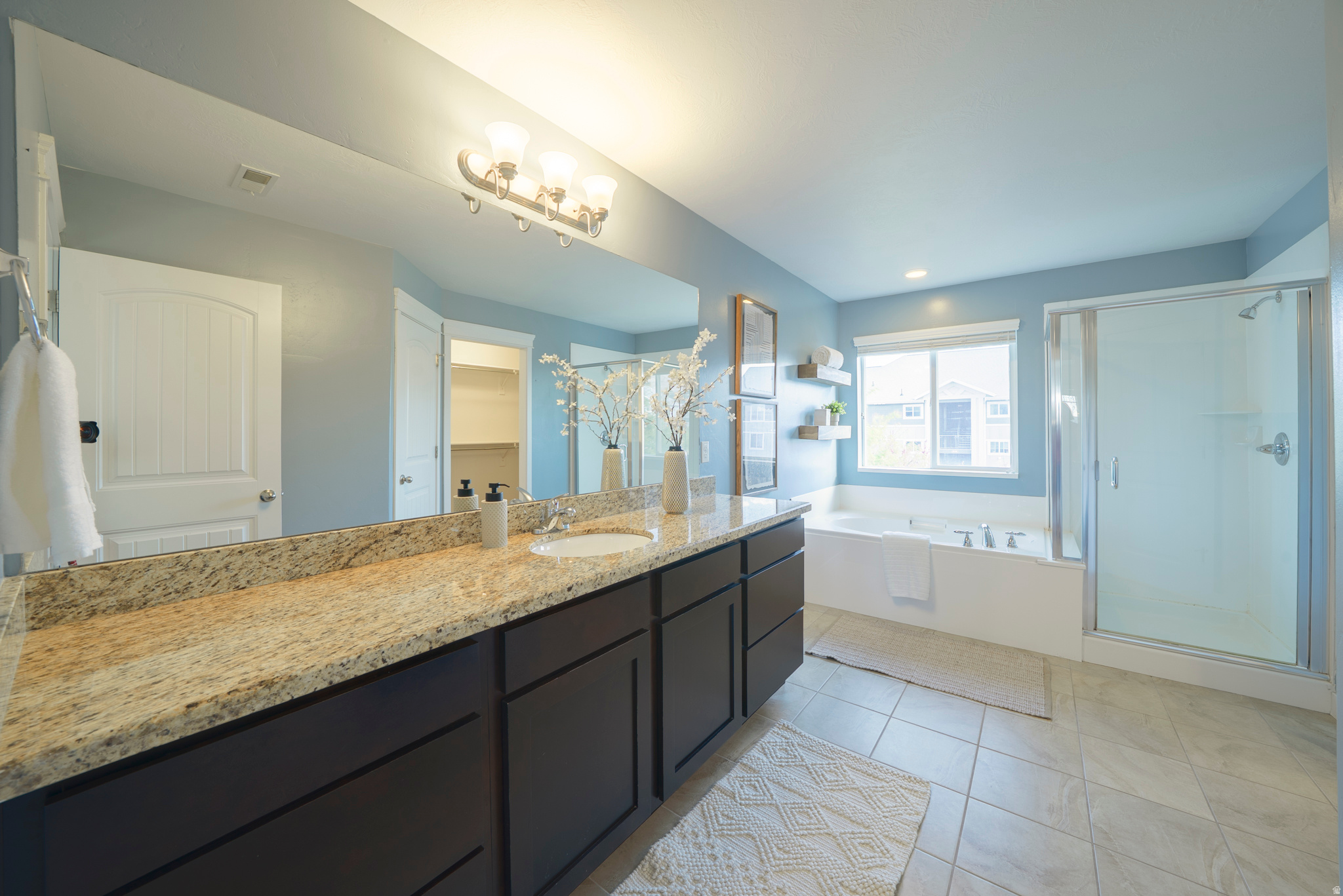 INDEPENDENCE - Residential