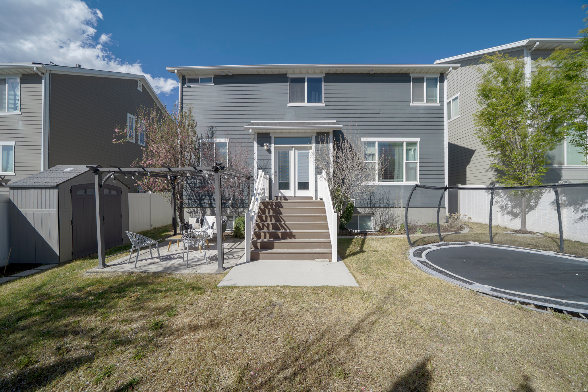 INDEPENDENCE - Residential