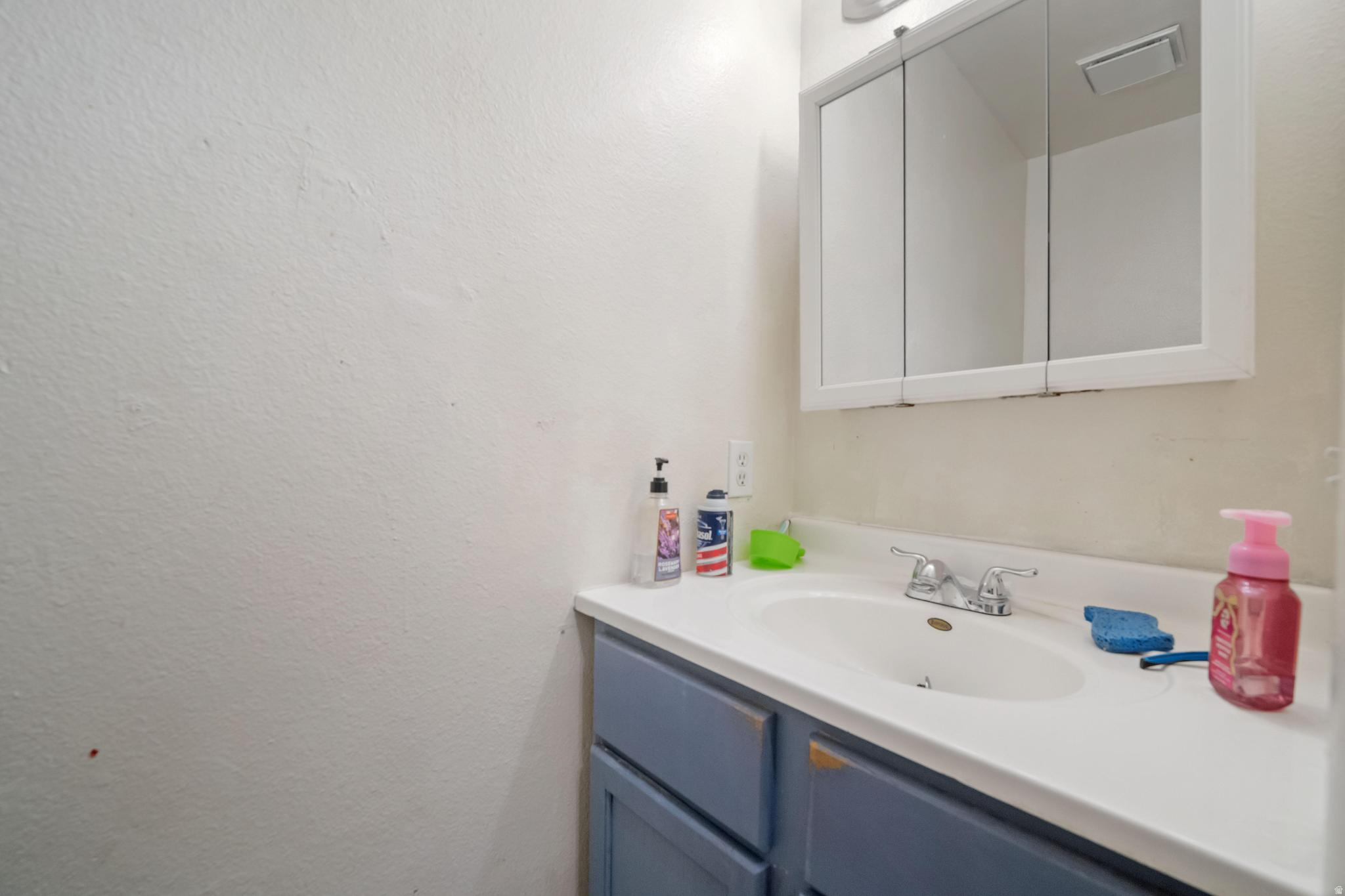 CROWN SUB. - Residential Income